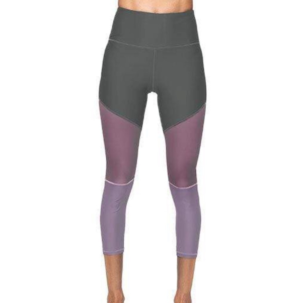 NWT Whisper Lexi 3/4 Legging